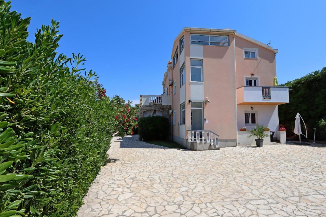 פג Seaside Apartments With A Swimming Pool Pag - 6412 מראה חיצוני תמונה